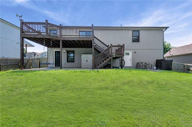 1205 Ridge Tree Lane, Pleasant Hill, MO 64080