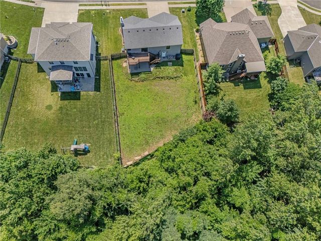1205 Ridge Tree Lane, Pleasant Hill, MO 64080
