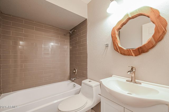 3449 E DELTA Avenue, Mesa, AZ 85204