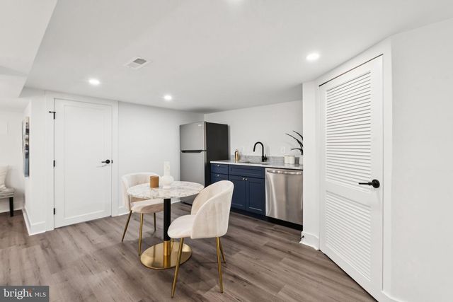 1316 BUCHANAN ST NW, Washington, DC 20011