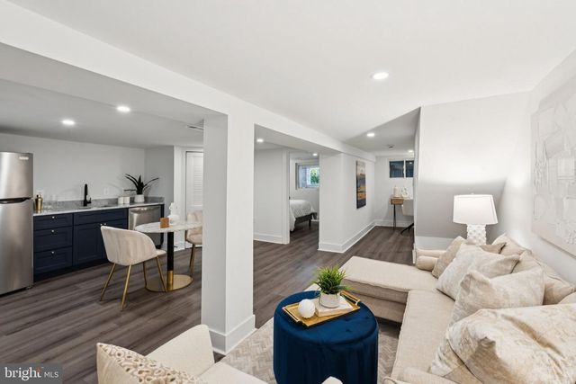 1316 BUCHANAN ST NW, Washington, DC 20011