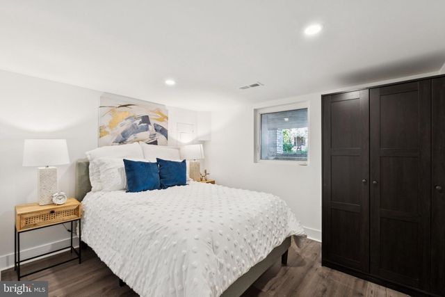 1316 BUCHANAN ST NW, Washington, DC 20011