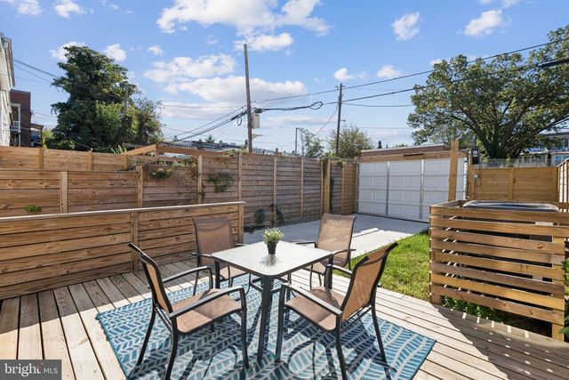 1316 BUCHANAN ST NW, Washington, DC 20011