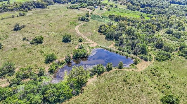 23436 Guthrie Road, Linwood, KS 66052