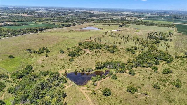 23436 Guthrie Road, Linwood, KS 66052