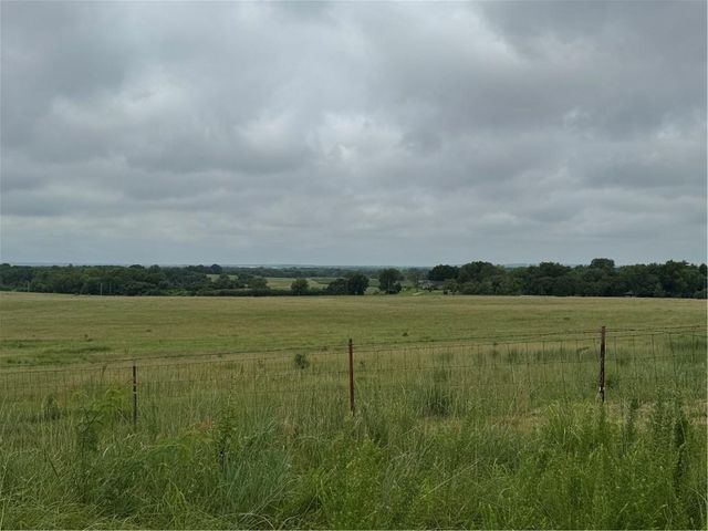 23436 Guthrie Road, Linwood, KS 66052