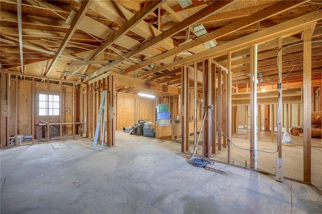 23436 Guthrie Road, Linwood, KS 66052