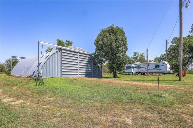 23436 Guthrie Road, Linwood, KS 66052