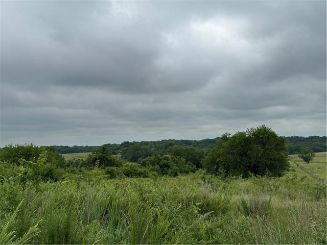 23436 Guthrie Road, Linwood, KS 66052