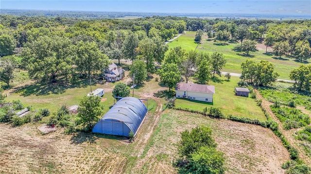 23436 Guthrie Road, Linwood, KS 66052