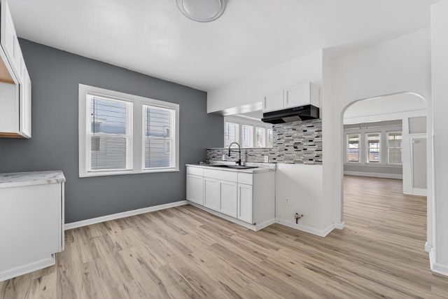2956 N 44TH STREET, Milwaukee, WI 53210