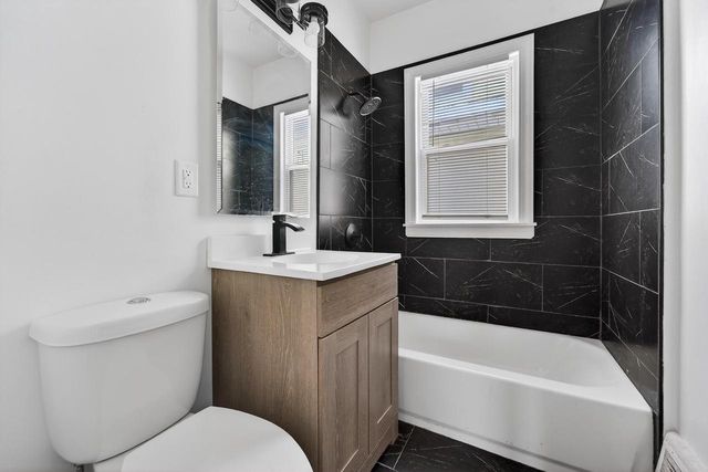 2956 N 44TH STREET, Milwaukee, WI 53210