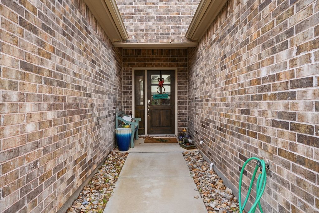 229 Honor Code Place, Granbury, TX 76049 — photo 3