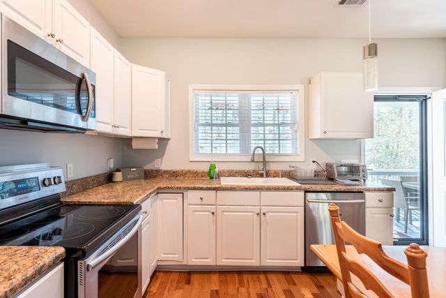 264 Stanley Avenue, Walterboro, SC 29488