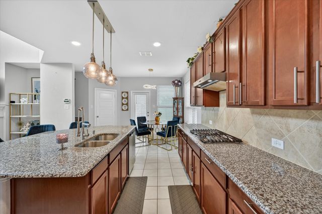 7213 Willow Thorne Drive, Little Elm, TX 76227