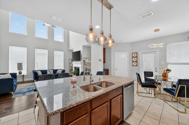 7213 Willow Thorne Drive, Little Elm, TX 76227