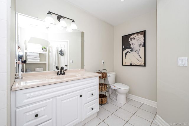 26 Kettle Hole Road, Manorville, NY 11949