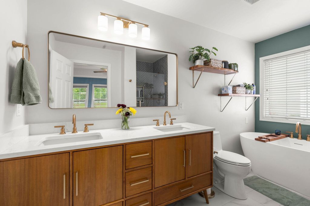 Image 24 of property listing at 4813 Harvest Moon Court, Summerville, SC 29485