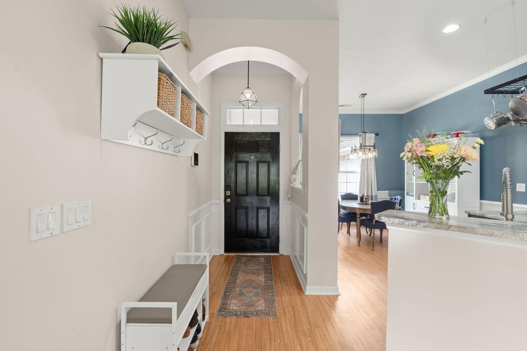 Image 4 of property listing at 4813 Harvest Moon Court, Summerville, SC 29485