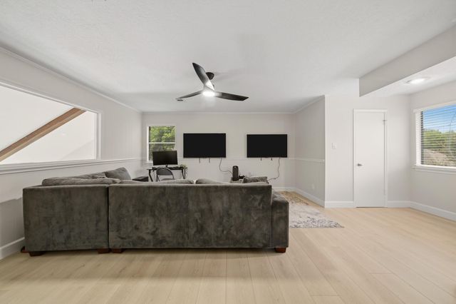 3815 W Valley Drive, Missouri City, TX 77459