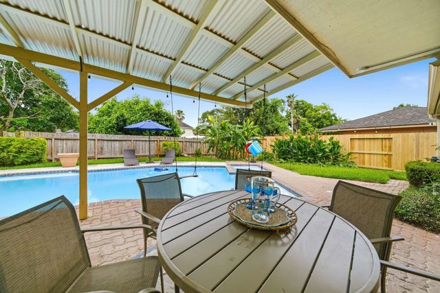 3815 W Valley Drive, Missouri City, TX 77459