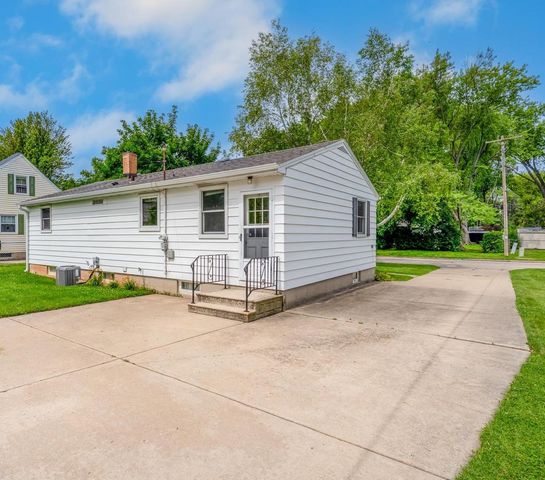 2507 GREENWALD STREET, Green Bay, WI 54301