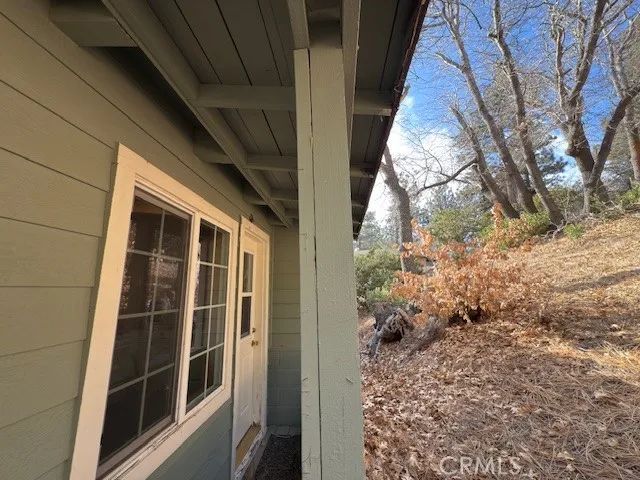 33058 Juniper Lane, Green Valley Lake, CA 92341