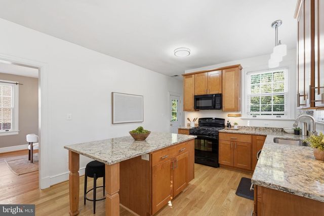 710 WAYNE AVE, Silver Spring, MD 20910