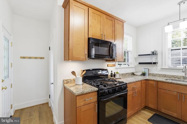 710 WAYNE AVE, Silver Spring, MD 20910