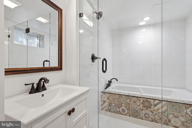 710 WAYNE AVE, Silver Spring, MD 20910