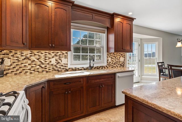 46 QUAIL CIR, Spring City, PA 19475