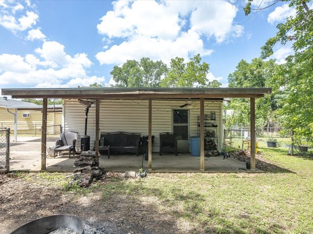 3012 Gene Lane, Haltom City, TX 76117