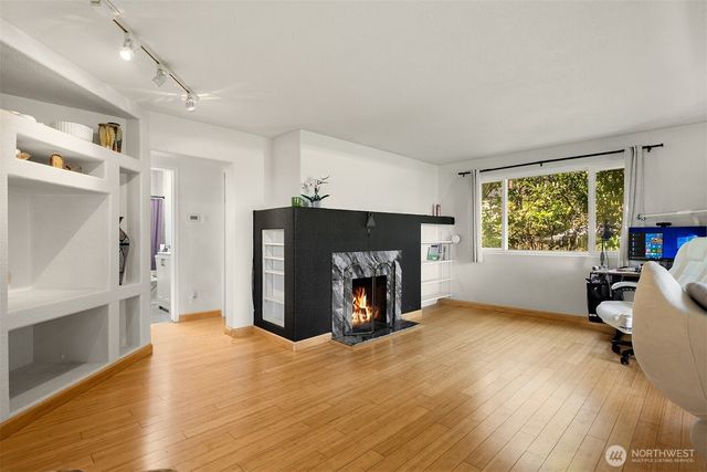 1405 S 100th Street, Seattle, WA 98168
