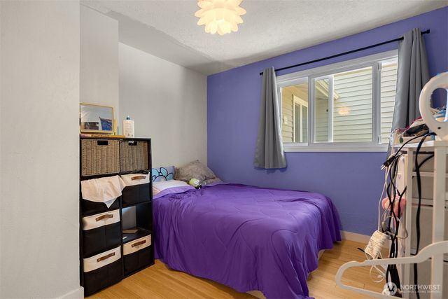 1405 S 100th Street, Seattle, WA 98168