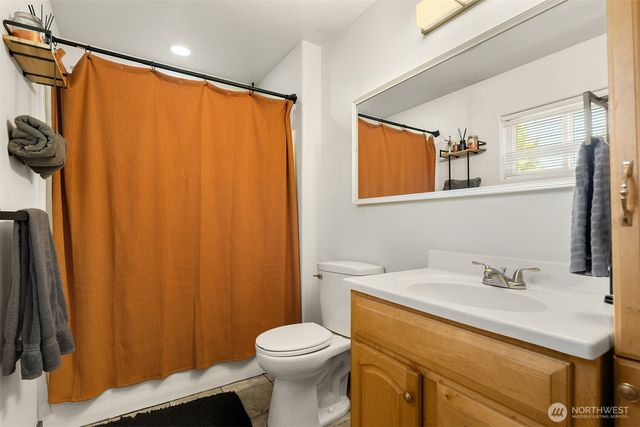1405 S 100th Street, Seattle, WA 98168