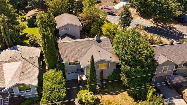 1405 S 100th Street, Seattle, WA 98168