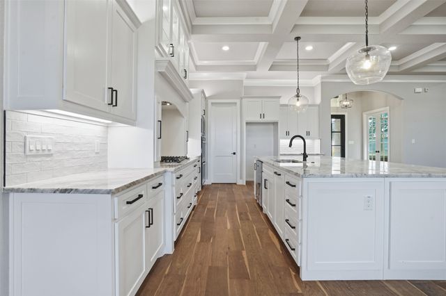 104 Trace Drive, Weatherford, TX 76087