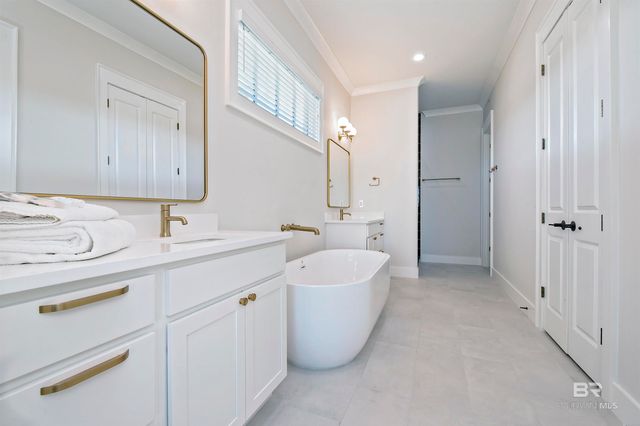 777 Kingston Lane, Gulf Shores, AL 36542