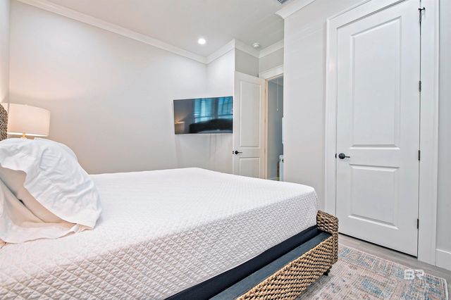 777 Kingston Lane, Gulf Shores, AL 36542