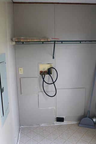 2057 E Headquarters Road, Carlisle, KY 40311