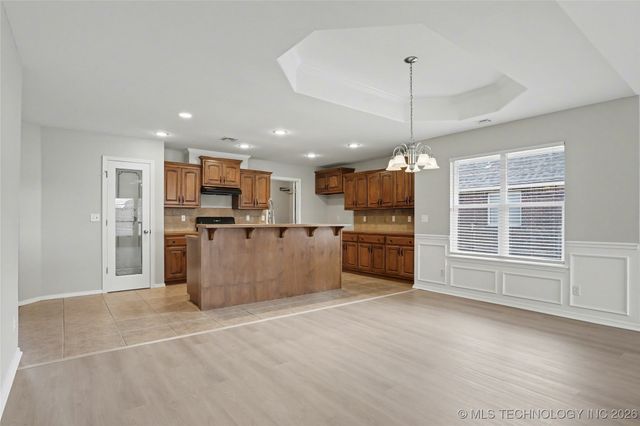 2013 W Woodbury Street, Broken Arrow, OK 74012