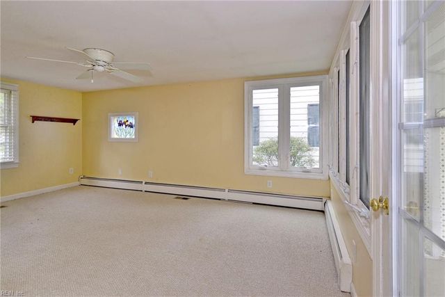 39 Westover RD, Newport News, VA 23601