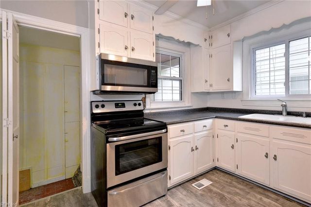 39 Westover RD, Newport News, VA 23601