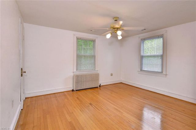 39 Westover RD, Newport News, VA 23601