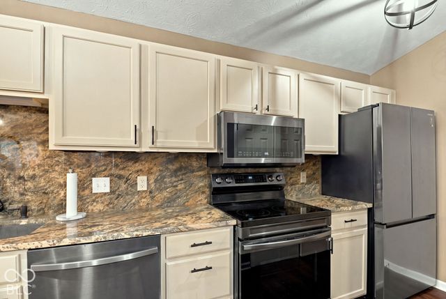 6526 Jade Stream Court 309, Indianapolis, IN 46237