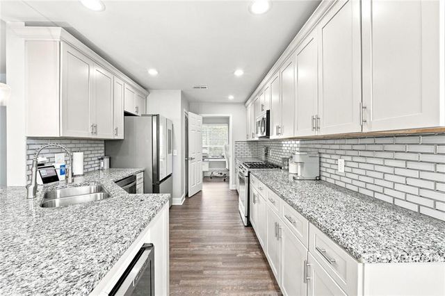 45 Ridge Pointe Drive, Covington, GA 30016