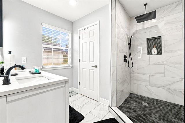 45 Ridge Pointe Drive, Covington, GA 30016