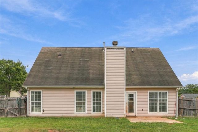 45 Ridge Pointe Drive, Covington, GA 30016