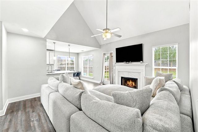 45 Ridge Pointe Drive, Covington, GA 30016