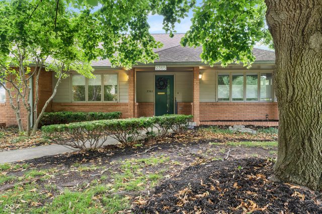 2365 Glenview Drive, Columbus, IN 47203